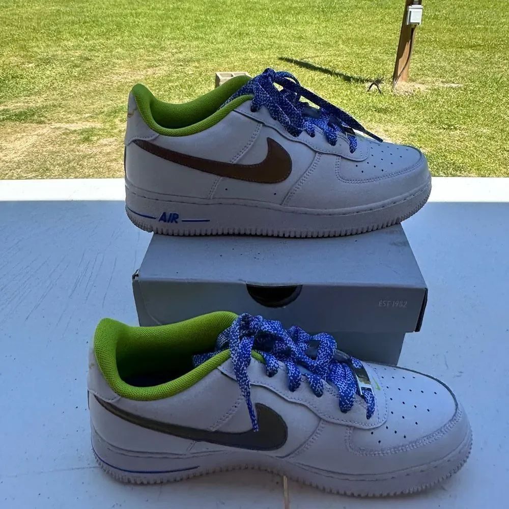 Nike Kids' White and Blue Air Force 1 Sneakers